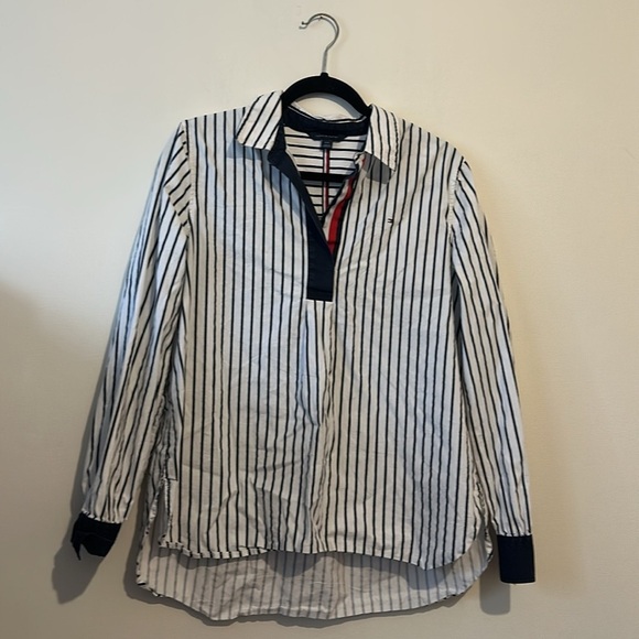 Tommy Hilfiger Adaptive Women’s Stripe Popover Shirt Size Large - Picture 2 of 4
